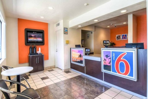Foto van 2 Volledige Bedden | Niet Rokend - Vakantiehuis in Corona CA - FloorPlan