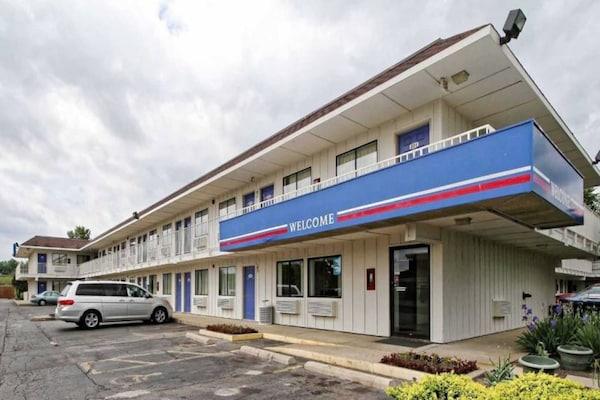 Foto van 2 tweepersoonsbedden|Roken toegestaan, magnetron - Vakantiehuis in Amherst - ExteriorSummer