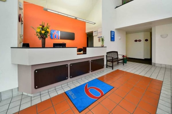 Foto van 2 tweepersoonsbedden | Rookvrij - Vakantiehuis in Plano - FloorPlan