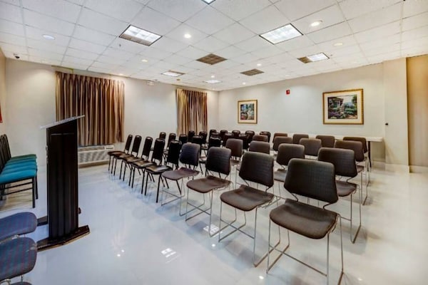 Foto van 2 tweepersoonsbedden | Rolstoeltoegankelijk Nsmk - Vakantiehuis in Balch Springs - Facilities