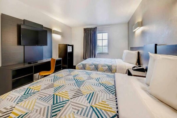 Foto van 2 tweepersoonsbedden | Rolstoeltoegankelijk Nsmk - Vakantiehuis in Balch Springs - BedRoom