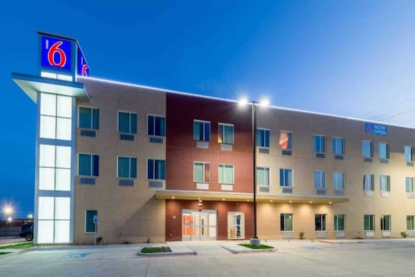 Foto van 2 tweepersoonsbedden | Nsmk, minikoelkast - Vakantiehuis in Fort Worth - ExteriorSummer