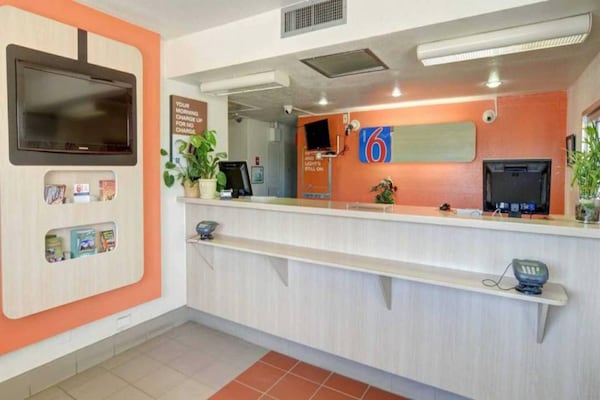 Foto van 2 tweepersoonsbedden | Koelkast - Vakantiehuis in Casper WY - FloorPlan