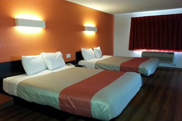 Foto van 2 tweepersoonsbedden (queensize) | Rookvrij - Vakantiehuis in Williams - BedRoom