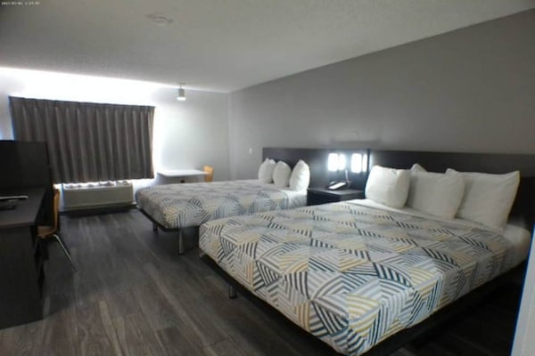 Foto van 2 tweepersoonsbedden (queensize) | Rookvrij - Vakantiehuis in Winslow - BedRoom