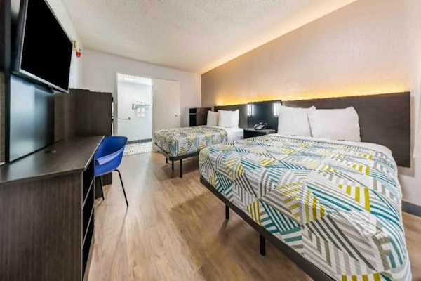 Foto van 2 tweepersoonsbedden (queensize) | Roken toegestaan - Facilities