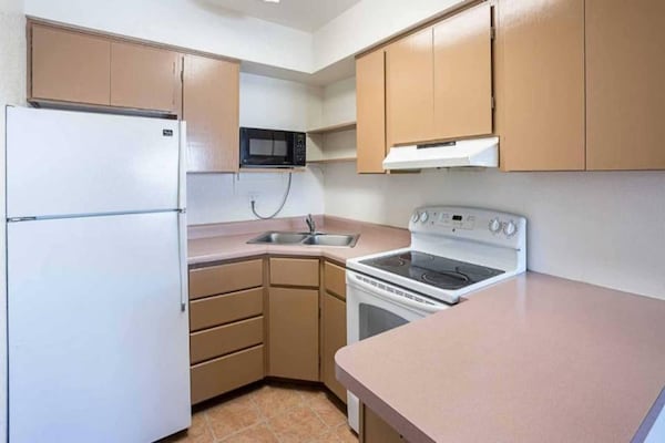 Foto van 1 tweepersoonsbed (queensize) | Rookvrij - Vakantiehuis in Williams - Kitchen