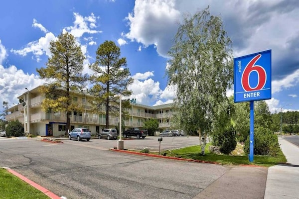 Foto van 2 tweepersoonsbedden | Roken toegestaan - Vakantiehuis in Flagstaff AZ - ExteriorSummer