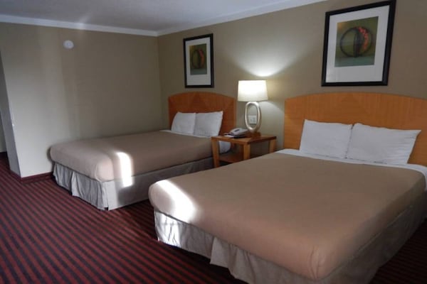 Foto van 2 tweepersoonsbedden | Nsmk, Micfridge - Vakantiehuis in Lawrenceville - Facilities