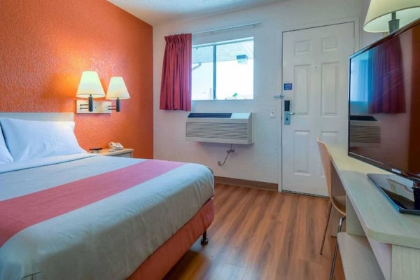 Foto van 1 tweepersoonsbed |Toegankelijk voor mindervaliden - BedRoom