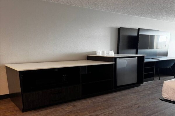 Foto van 2 tweepersoonsbedden (queensize) | Niet-roken, koelkast (Micfridge) - Facilities