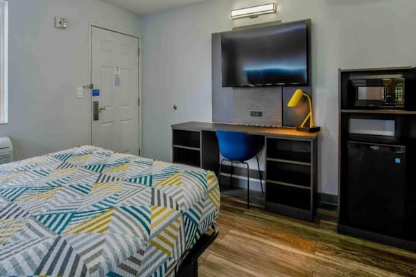 Foto van 1 tweepersoonsbed | Toegankelijk voor mindervaliden | Badkuip - BedRoom
