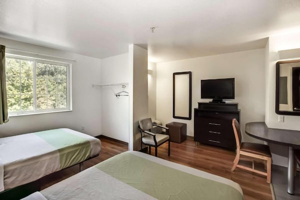 Foto van 2 tweepersoonsbedden | Niet roken - Vakantiehuis in East Brunswick - BedRoom