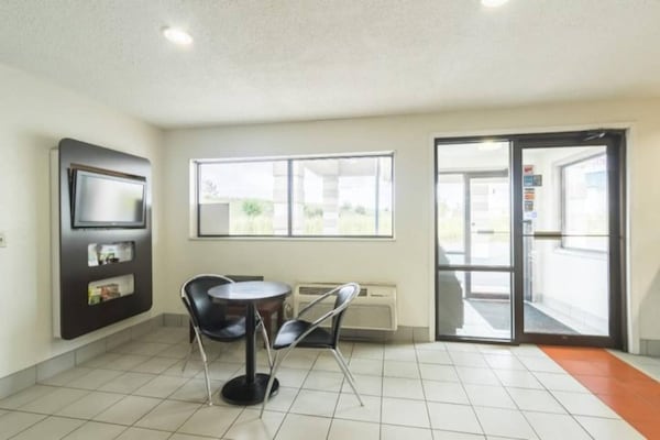 Foto van 2 Volledige Bedden | Niet Rokend - Vakantiehuis in CRAWFORDSVILLE - FloorPlan