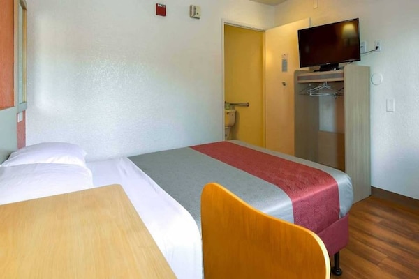 Foto van 1 tweepersoonsbed (Queensize) Nsmk | Westminster - Vakantiehuis in Westminster - BedRoom