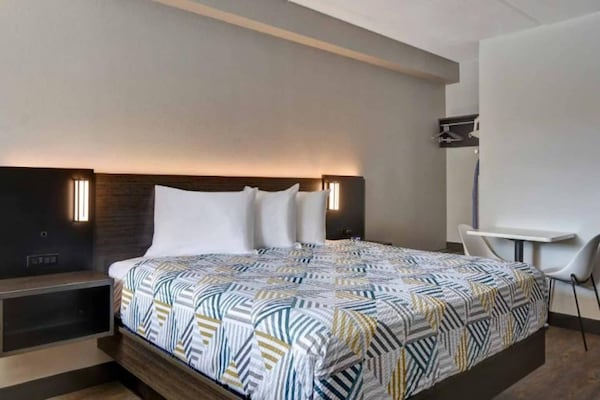 Foto van 1 tweepersoonsbed (queensize) | Rookvrij, Keuken - Vakantiehuis in Jacksonville - BedRoom