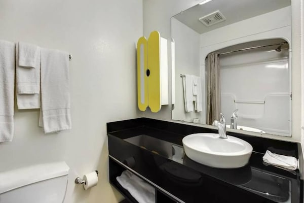 Foto van 1 tweepersoonsbed (queensize) | Niet-roken - Vakantiehuis in East Brunswick - BathRoom