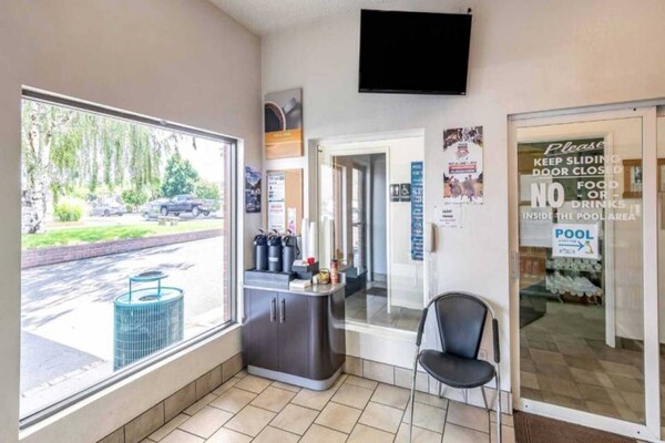 Foto van 2 tweepersoonsbedde|Toegankelijk voor mindervaliden|Douche volgens RI-norme|Nsmk - Facilities