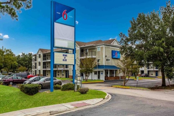 Foto van 2 tweepersoonsbedden, rookvrij | Jacksonville - Vakantiehuis in Jacksonville - ExteriorSummer