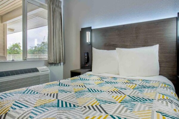Foto van 1 King Bed | Micfridge - Vakantiehuis in Richland - BedRoom