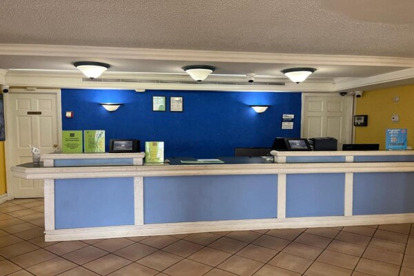 Foto van 2 tweepersoonsbedden | Roken toegestaan, Keuken - Vakantiehuis in Huntsville AL - HallReception