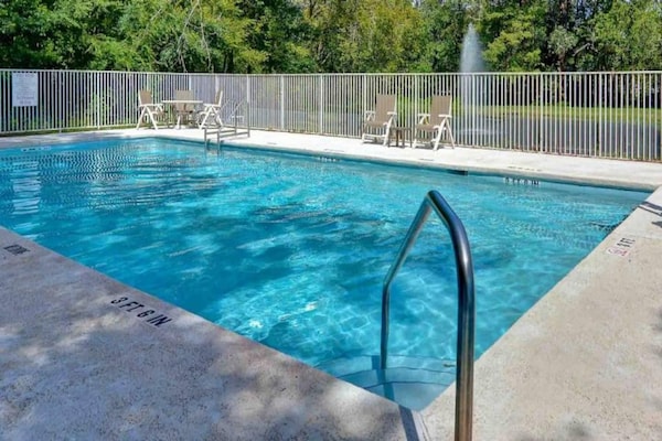 Foto van 2 tweepersoonsbedden | Rookvrij, Keuken - Vakantiehuis in Jacksonville - Facilities
