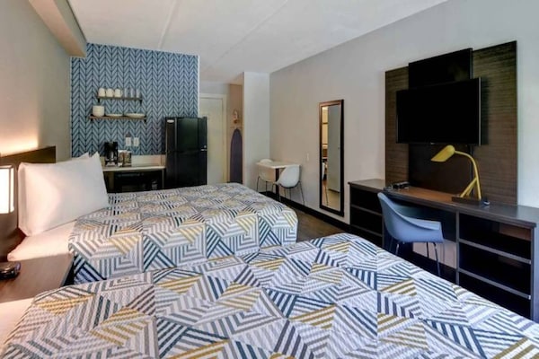 Foto van 2 tweepersoonsbedden | Rookvrij, Keuken - Vakantiehuis in Jacksonville - BedRoom