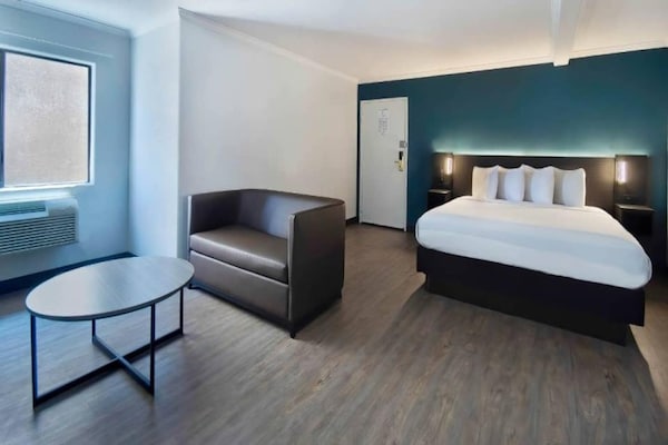 Foto van 1 tweepersoonsbed (queensize) | Rookvrij - Vakantiehuis in Lawndale - BedRoom