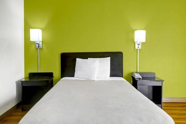 Foto van 1 kingsize bed | Roken toegestaan, koelkast aanwezig - BedRoom