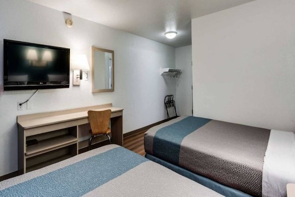 Foto van 2 tweepersoonsbedden | Niet-roken, koelkast - Vakantiehuis in Spokane - BedRoom