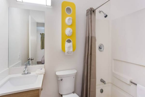 Foto van 1 tweepersoonsbed (queensize) | Niet-roken - Vakantiehuis in Jacksonville - BathRoom