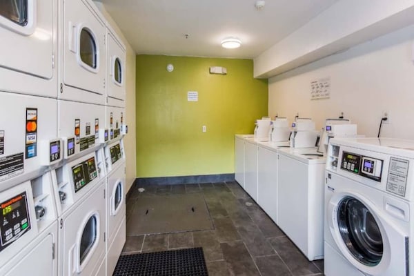 Foto van 1 tweepersoonsbed (queensize) | Niet-roken - Vakantiehuis in Jacksonville - Facilities