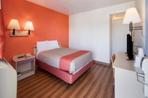 Foto van 1 tweepersoonsbed (queensize) | Niet-roken, koelkast (Micfridge) - Facilities
