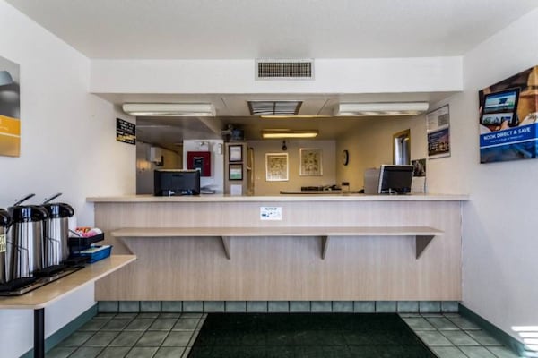 Foto van 1 tweepersoonsbed (queensize) | Niet-roken, koelkast (Micfridge) - FloorPlan