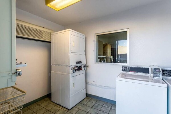 Foto van 2 tweepersoonsbedden | Niet-roken, koelkast - Vakantiehuis in Moses Lake - Facilities