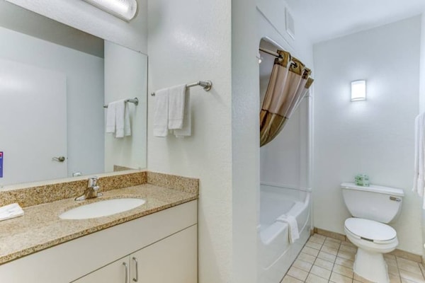 Foto van 2 tweepersoonsbedden | Uitgebreide suite - Vakantiehuis in Kissimmee - BedRoom