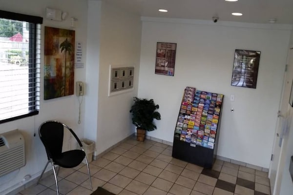 Foto van 2 tweepersoonsbedden | Uitgebreide suite - Vakantiehuis in Kissimmee - Facilities