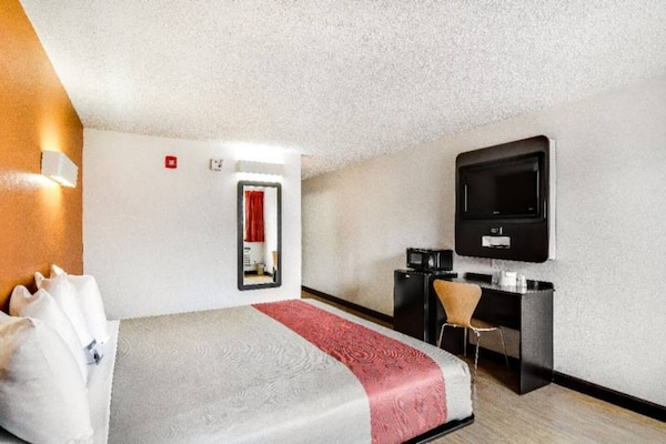 Foto van 1 kingsize bed | Rookvrij, koelkast - Vakantiehuis in Carson - Facilities