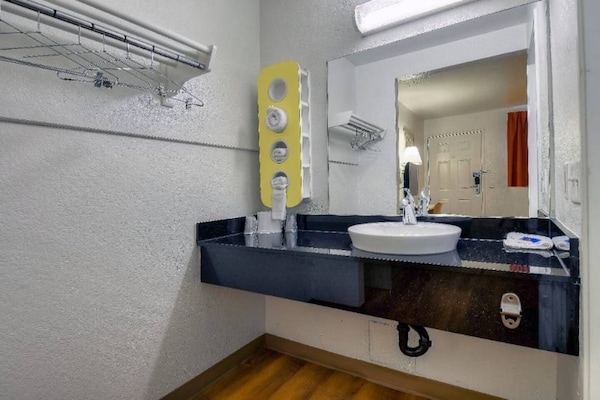 Foto van 1 tweepersoonsbed | Niet-roken - Vakantiehuis in Chino - Facilities