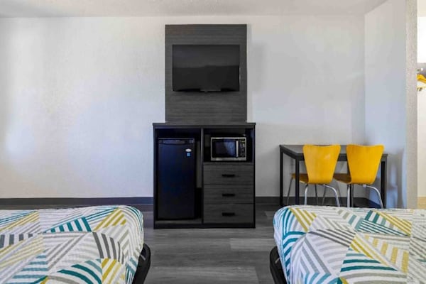 Foto van 2 tweepersoonsbedden | Rookvrij, Keuken - Vakantiehuis in Lake-Charles - BedRoom