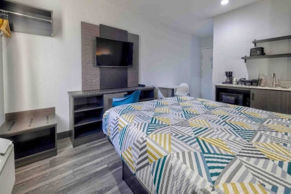 Foto van 1 kingsize bed | Rookvrij, Keuken - Vakantiehuis in Little Rock AR - BedRoom