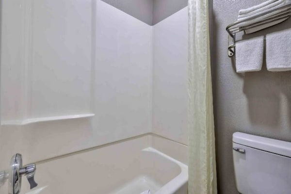 Foto van 2 tweepersoonsbedden | Roken toegestaan, Keuken - Vakantiehuis in Little Rock AR - BathRoom