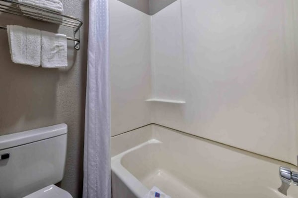 Foto van 2 tweepersoonsbedden | Roken toegestaan, Keuken - Vakantiehuis in Little Rock AR - BathRoom