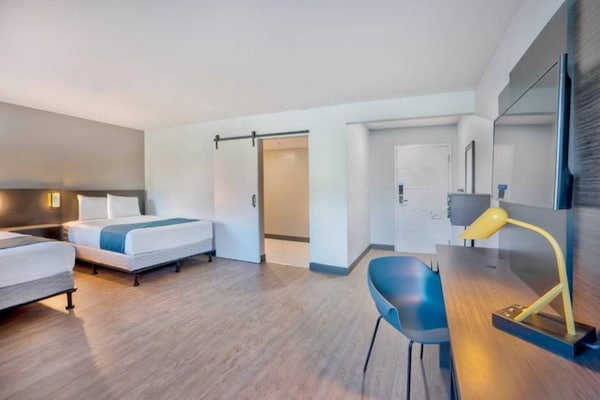 Foto van 2 tweepersoonsbedden | Premium, Micfridge - Vakantiehuis in Fort Lauderdale - Facilities