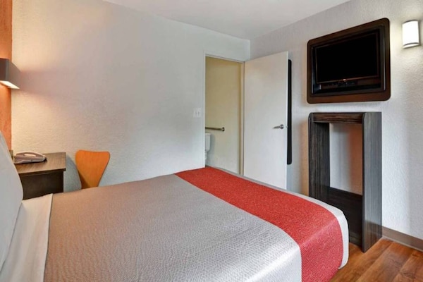 Foto van 1 tweepersoonsbed (Queensize) | Dania Beach - Vakantiehuis in Dania Beach - BedRoom