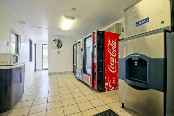 Foto van 1 tweepersoonsbed (Queensize) | Dania Beach - Vakantiehuis in Dania Beach - Facilities