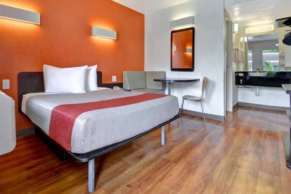 Foto van 1 tweepersoonsbed (Queensize) | Dania Beach - Vakantiehuis in Dania Beach - BedRoom