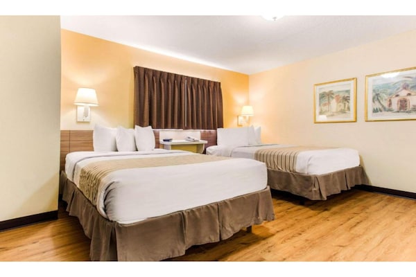 Foto van 2 tweepersoonsbedden | Rookvrij, Keuken - Vakantiehuis in Myrtle Beach SC - BedRoom