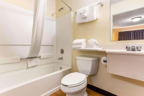 Foto van 2 tweepersoonsbedden | Roken toegestaan, Keuken - Vakantiehuis in Myrtle Beach - BathRoom