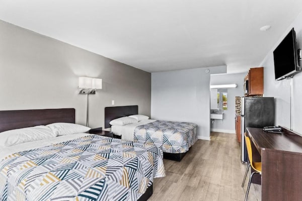 Foto van 2 tweepersoonsbedden | Nsmk, keuken - Vakantiehuis in Wilmington - BedRoom
